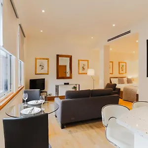 monument-apartments-london.cambridgehotelsuk.com/