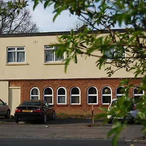 Hillingdon Lodge Guest house